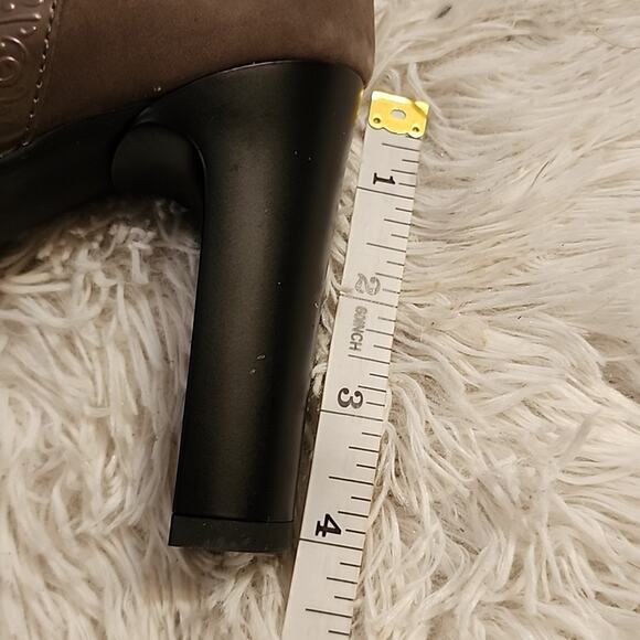 GEOX RESPIRA ANNYA SHORT BOOTIES TAUPE WOMENS 39.5 - Picture 11 of 16